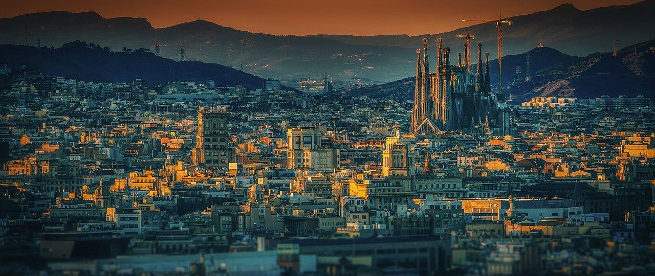 L'Espagne, prêt à vous accueillir pour un court séjour familial.